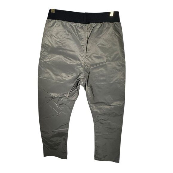 Fear Of God Essentials Bonded Nylon Pants Gray black Mens size Medium NWT - Picture 2 of 13